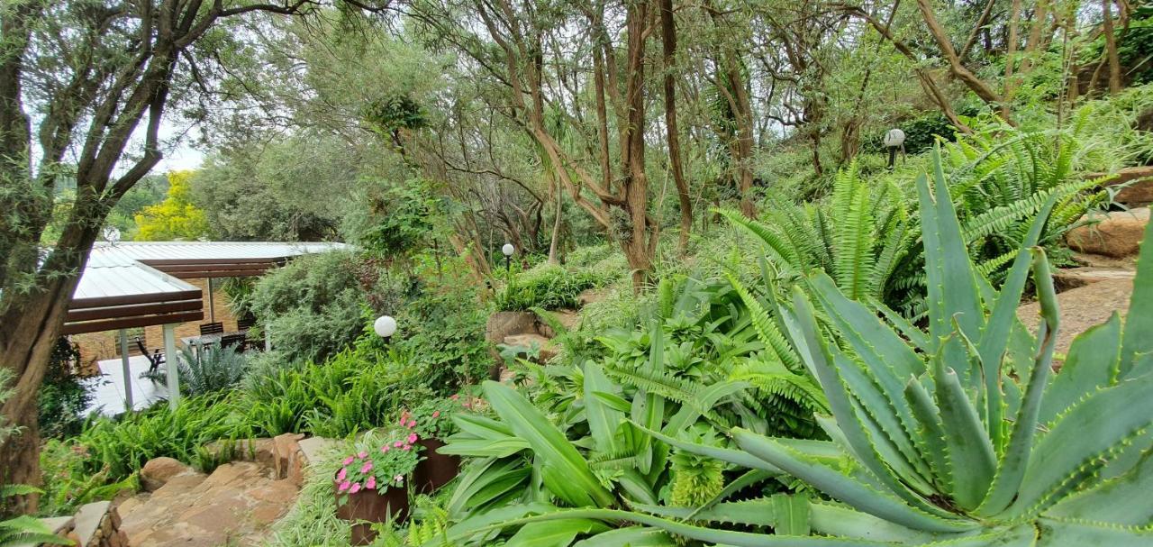 Mountain Gem Bed & Breakfast Bloemfontein Exterior photo